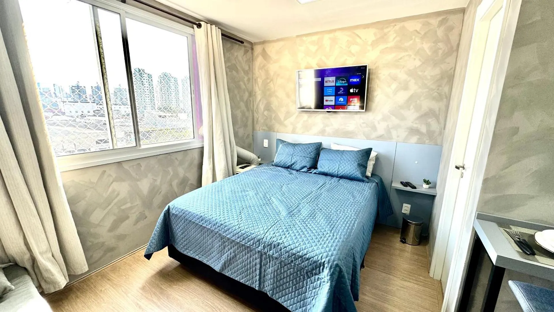 Encantador Apartamento Em Frente Ao Metro Bras ! - Rua Coronel Mursa, 56 - Bras Sao Paulo